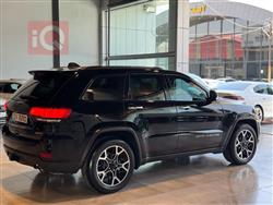 جیپ گراند شیرۆکی